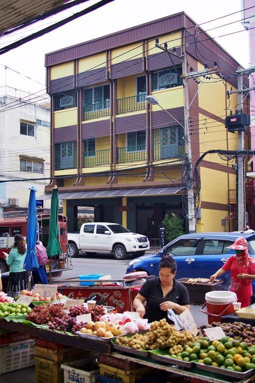 Inndigo Chiangmai Чиангмай Екстериор снимка