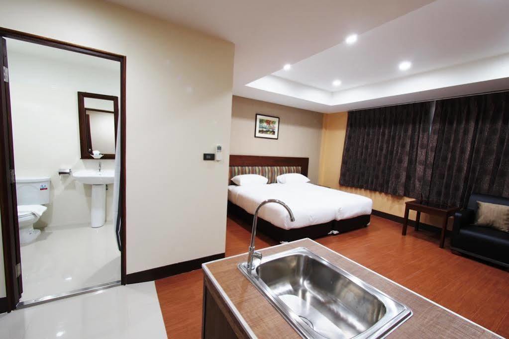 Inndigo Chiangmai Чиангмай Екстериор снимка