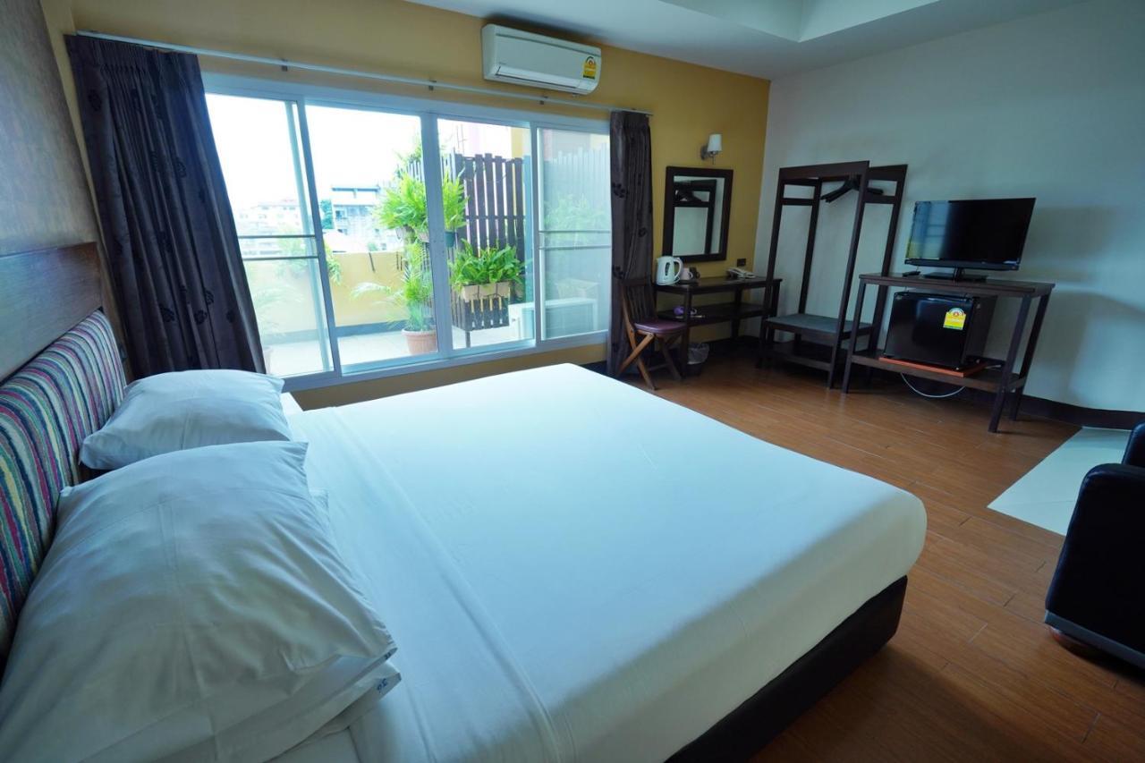 Inndigo Chiangmai Чиангмай Екстериор снимка